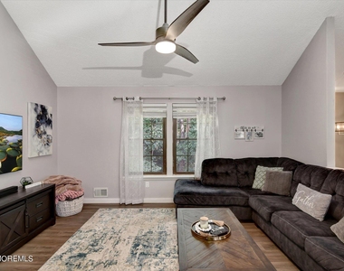 116 Azalea Circle - Photo Thumbnail 4