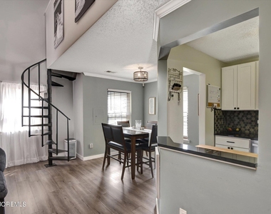 116 Azalea Circle - Photo Thumbnail 12