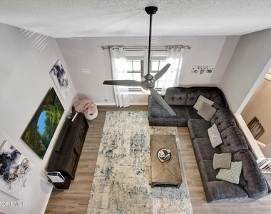 116 Azalea Circle - Photo Thumbnail 6