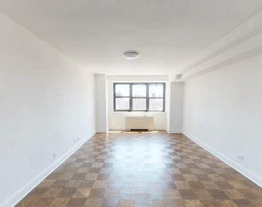 E 16 St - Photo Thumbnail 3