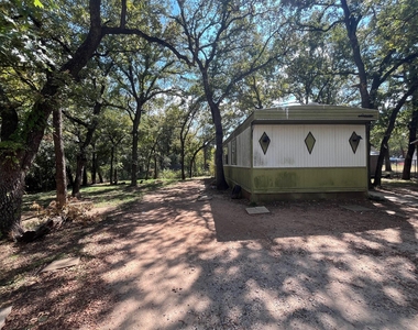 3011 Post Oak Street - Photo Thumbnail 12