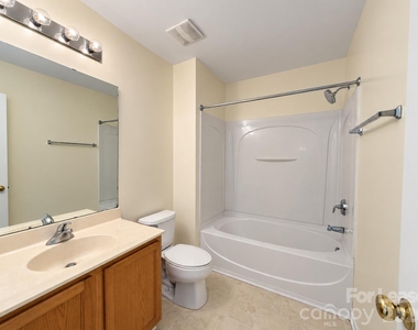 634 Fountain Court - Photo Thumbnail 18