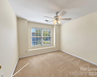 634 Fountain Court - Photo Thumbnail 12