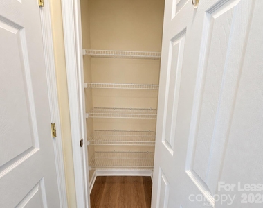 634 Fountain Court - Photo Thumbnail 16