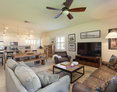 10274 Prato Street - Photo Thumbnail 6