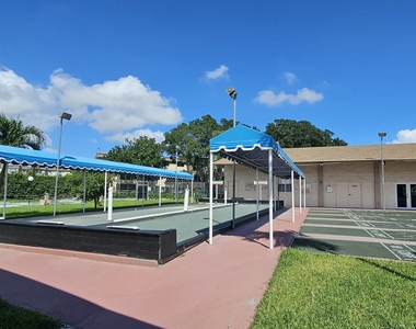 500 Bonnie Boulevard - Photo Thumbnail 10