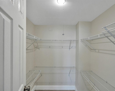 4222 Inverrary Boulevard - Photo Thumbnail 38