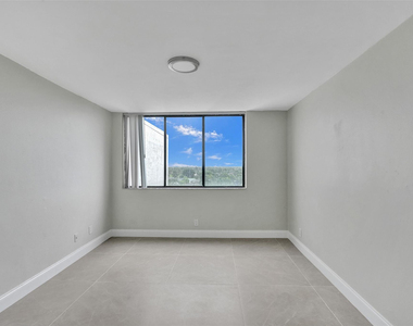 4222 Inverrary Boulevard - Photo Thumbnail 30