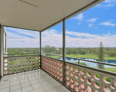 4222 Inverrary Boulevard - Photo Thumbnail 23