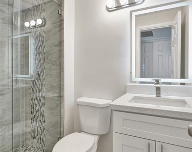 4222 Inverrary Boulevard - Photo Thumbnail 50