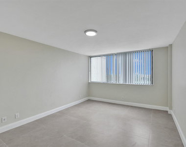 4222 Inverrary Boulevard - Photo Thumbnail 46
