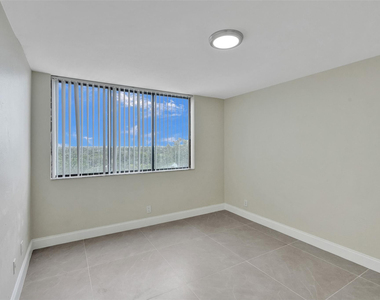 4222 Inverrary Boulevard - Photo Thumbnail 43
