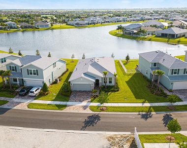 10346 Sw Captiva Drive - Photo Thumbnail 3
