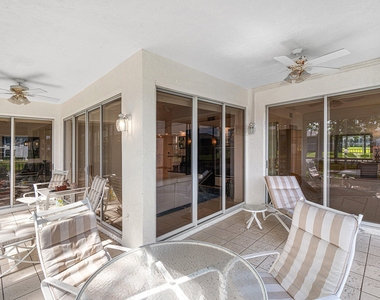 5233 Lake Catalina Drive N - Photo Thumbnail 31