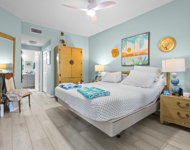 804 E Windward Way - Photo Thumbnail 15