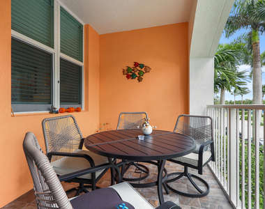 804 E Windward Way - Photo Thumbnail 14