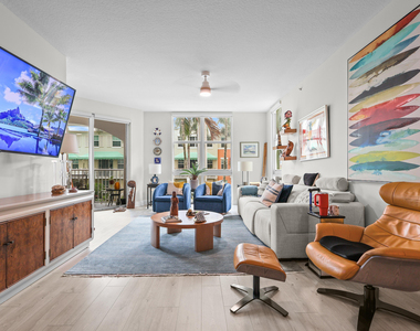 804 E Windward Way - Photo Thumbnail 10