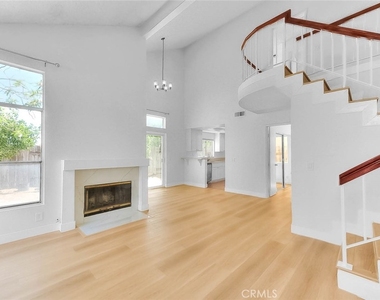 3640 Honey Glen Way - Photo Thumbnail 8