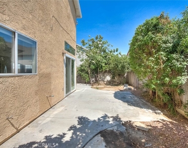 3640 Honey Glen Way - Photo Thumbnail 33