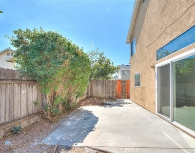 3640 Honey Glen Way - Photo Thumbnail 32