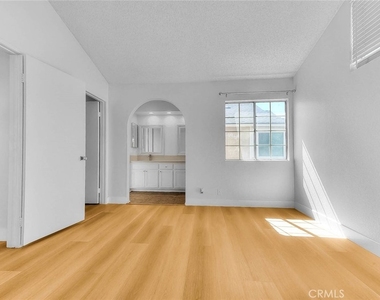 3640 Honey Glen Way - Photo Thumbnail 22
