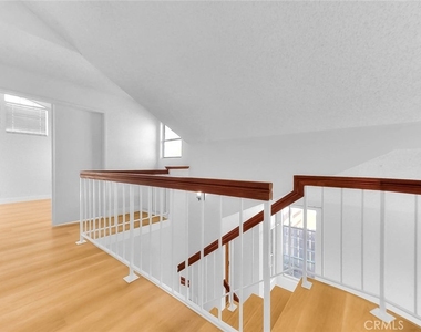 3640 Honey Glen Way - Photo Thumbnail 21