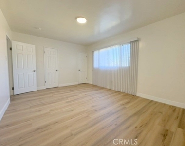 1437 W F Street - Photo Thumbnail 19