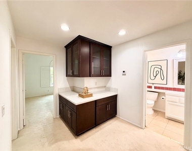 2302 Ridgeview Avenue - Photo Thumbnail 26