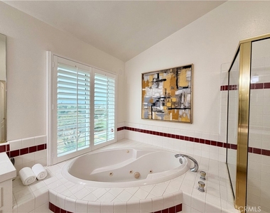 2302 Ridgeview Avenue - Photo Thumbnail 23