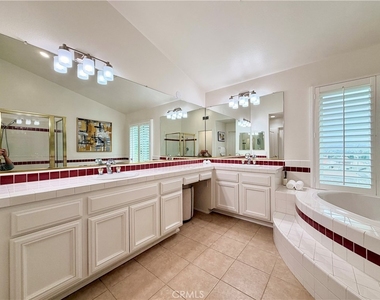 2302 Ridgeview Avenue - Photo Thumbnail 22