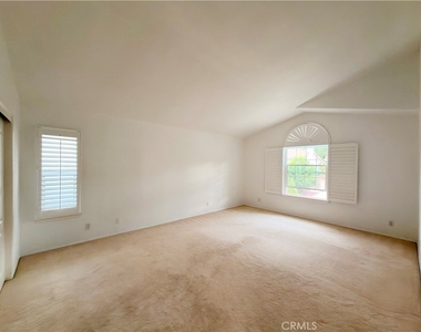 2302 Ridgeview Avenue - Photo Thumbnail 27