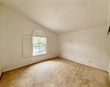 2302 Ridgeview Avenue - Photo Thumbnail 31