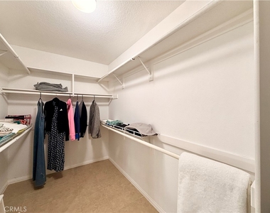 2302 Ridgeview Avenue - Photo Thumbnail 25