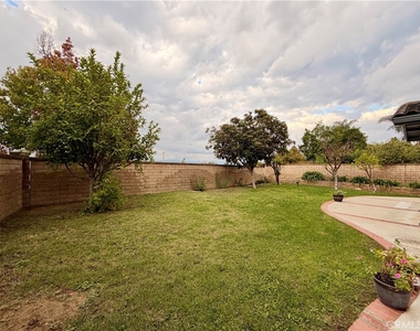 2302 Ridgeview Avenue - Photo Thumbnail 38