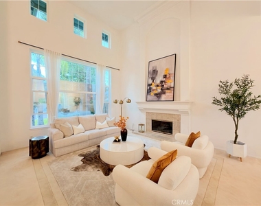 2302 Ridgeview Avenue - Photo Thumbnail 2