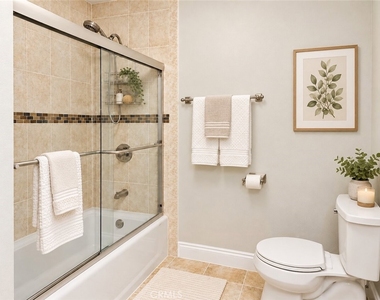 2920 Leopold Ave - Photo Thumbnail 10