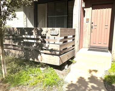 21931 Burbank - Photo Thumbnail 1