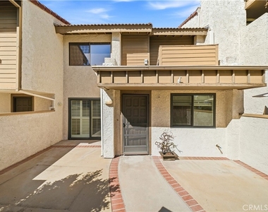 21500 Califa Street - Photo Thumbnail 3