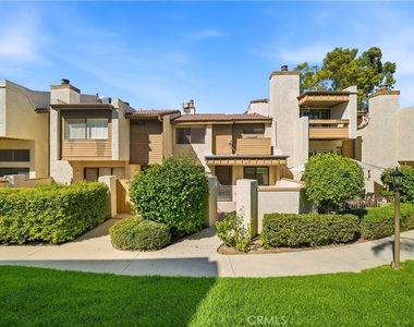 21500 Califa Street - Photo Thumbnail 2