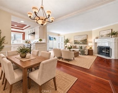 21500 Califa Street - Photo Thumbnail 5
