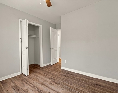 19247 Napa Street - Photo Thumbnail 14