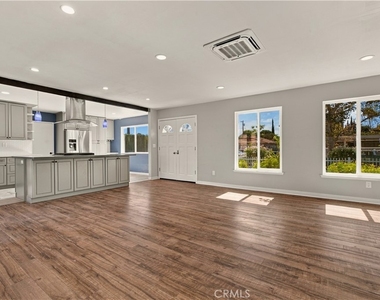 19247 Napa Street - Photo Thumbnail 6
