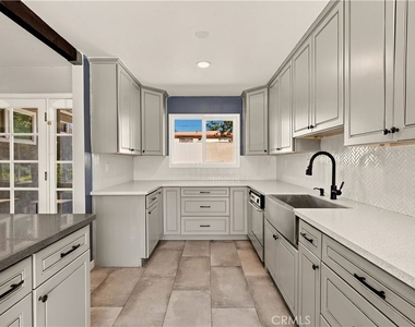 19247 Napa Street - Photo Thumbnail 2