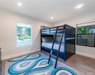 13957 Hesby Street - Photo Thumbnail 23
