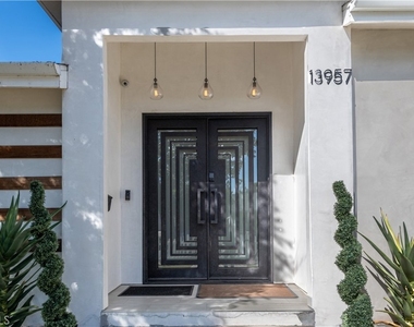 13957 Hesby Street - Photo Thumbnail 2