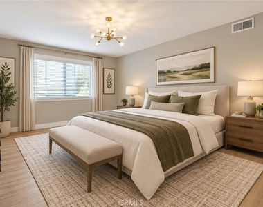 637 N West Knoll - Photo Thumbnail 12