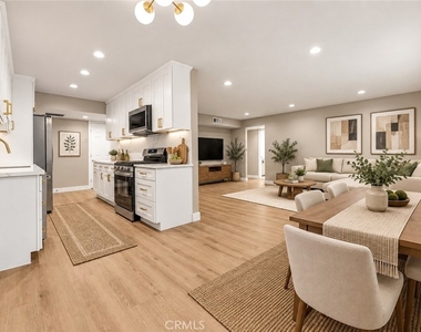 637 N West Knoll - Photo Thumbnail 5
