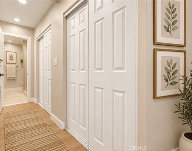 637 N West Knoll - Photo Thumbnail 14