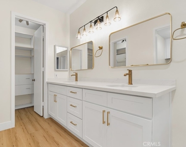 14530 Benefit Street - Photo Thumbnail 23