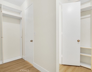 14530 Benefit Street - Photo Thumbnail 25